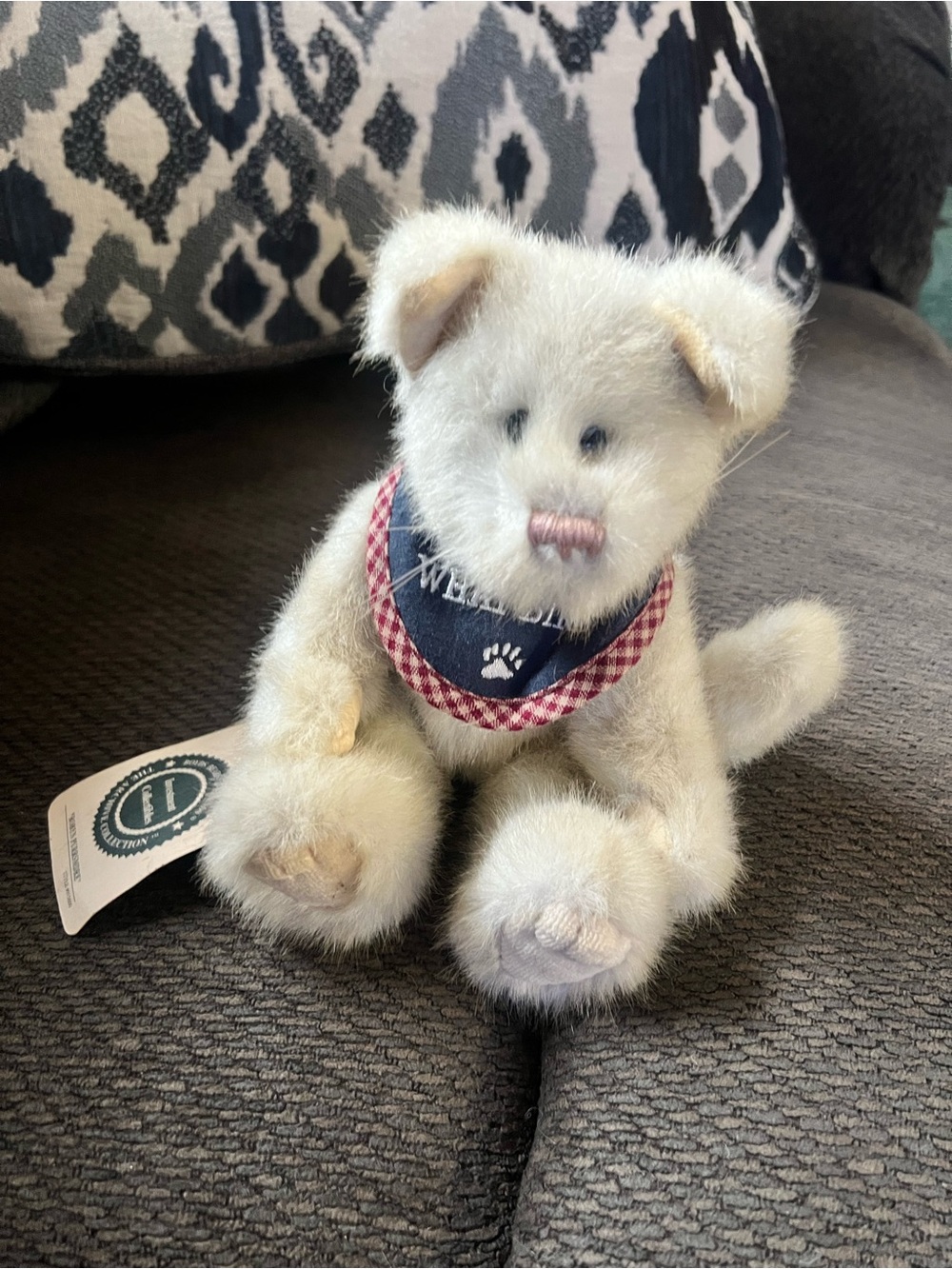 Boyds Bears and Friends- Archive Collection “Robyn Purrsmore”